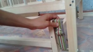Детская кроватка с маятником