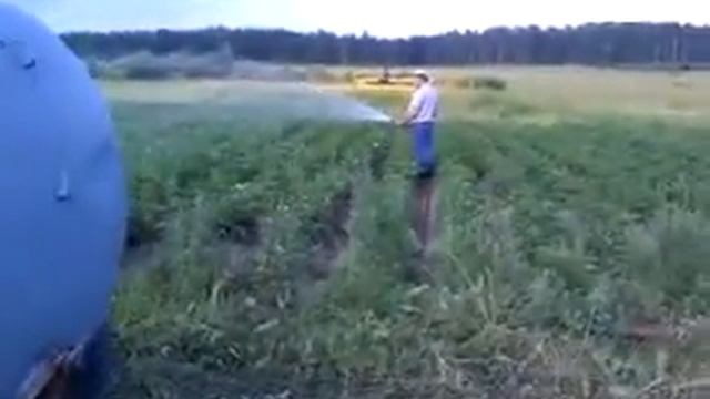 Т-25 с бочкой
