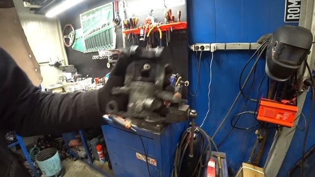 Что нужно знать о МОТОРНОМ МАСЛЕ / Жесткие ФРАНЦУЗЫ / Установил катушку для ВОЗДУХА / Гаражный ДВИ смотреть онлайн