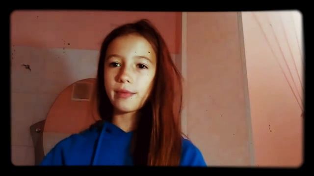 Крашу волосы хной и смешиваю .делаю краску смотреть онлайн