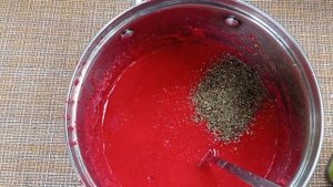 Влог 58 .Соус из кизила кисло сладкий.