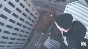 Паркур на высоких зданиях!!!!