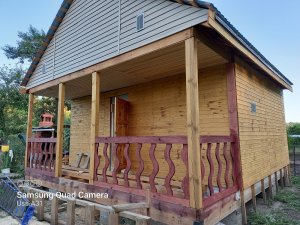 Изготовление и монтаж самодельных перил на открытой веранде, сделано своими руками