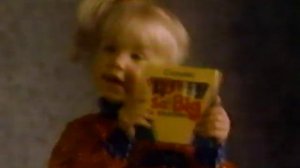 Kirsten Dunst - Crayola Christmas Commercial (1989)