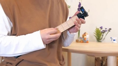 Исскуственная гитара