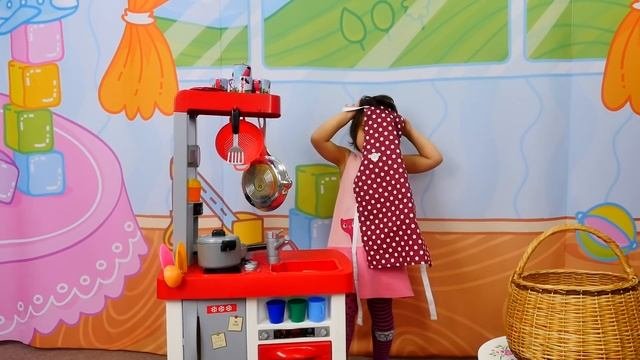 Готовим вместе с Машей МиниМи. Развивающее видео для детей