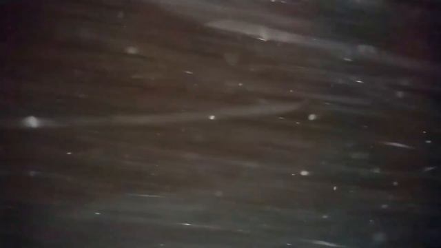 Кайеркан /Рискнула выйти на улицу//Пурга усилилась. смотреть онлайн