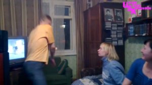 СМЕШНЫЕ ТАНЦЫ. Прикольные танцы веселой пары