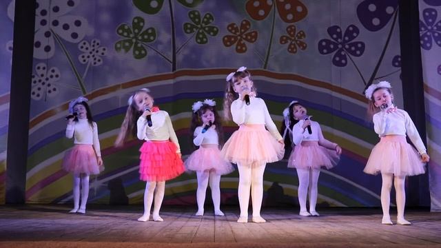 Ансамбль "Домисольки" - "Мамочка- милая, мама моя" смотреть онлайн