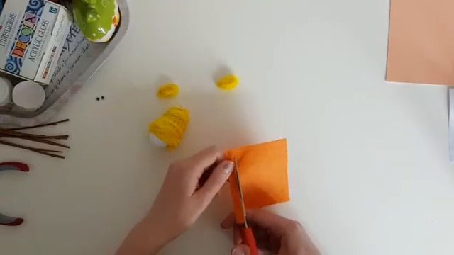 Как сделать цыплёнка в скорлупе. Пушистый цыплёнок.