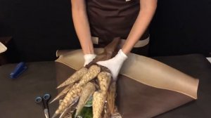 Букет для мужчины из сухариков.