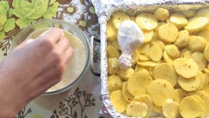 Куриные голени с картошкой в духовке - вкусный рецепт на Раз - Два!