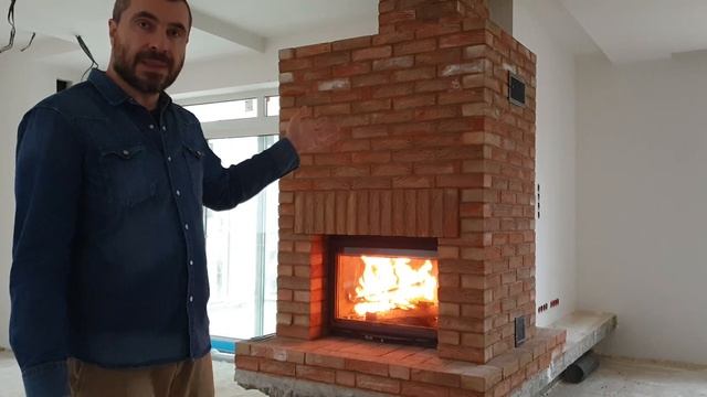 Каминная топка в кирпичной теплонакопительной облицовке - финальный обзор - видео №12 смотреть онлайн