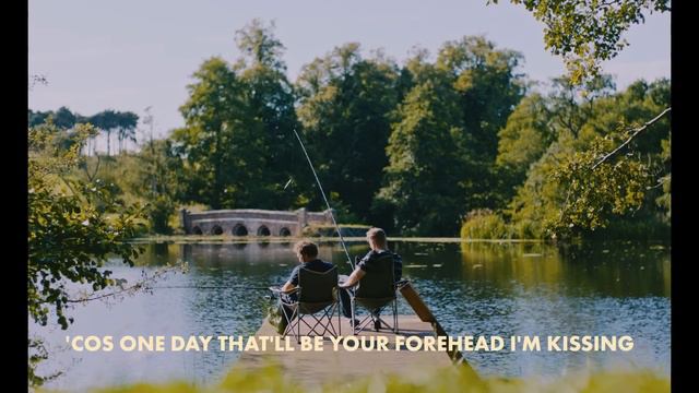 Sam Fender - Spit Of You (Lyric video) смотреть онлайн