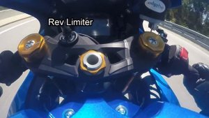 Suzuki GSXR-1000R 2017 Vs Bmw S1000RR HP4 2014