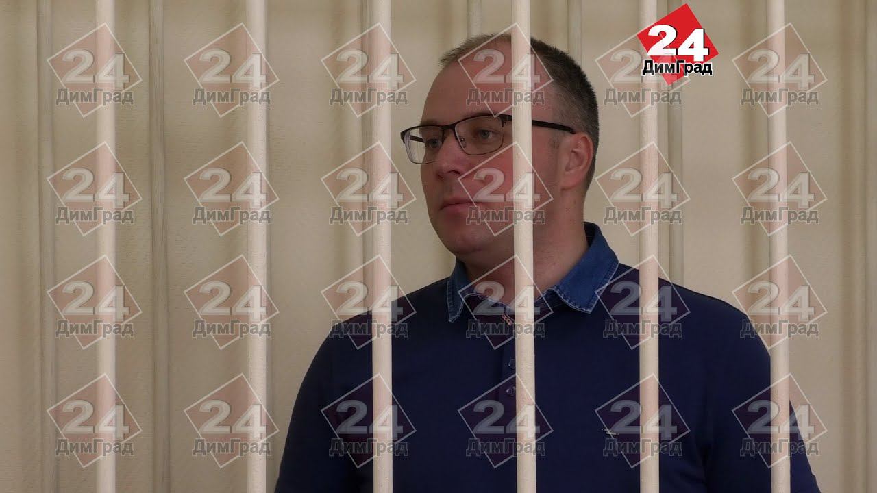 УЛЬЯНОВСКИЙ ПРЕДПРИНИМАТЕЛЬ ЗАЯВИЛ, ЧТО ЛИЧНО КЛАЛ ДЕНЬГИ  БОЛЬШАКОВУ В ПОРТФЕЛЬ
