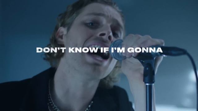5 Seconds of Summer - Teeth Lyric Video