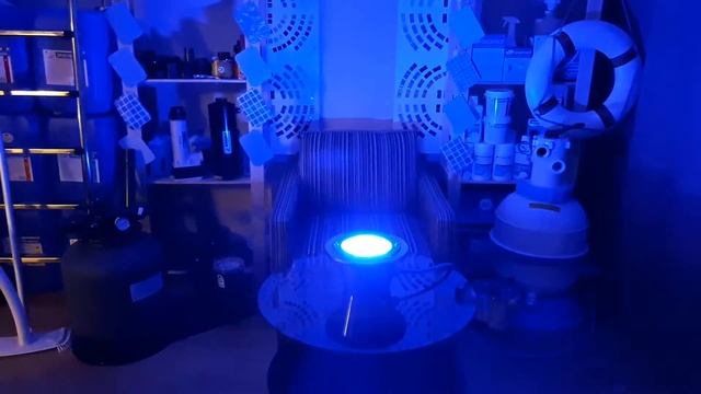 Светодиодная подсветка бассейна - светильник подводный, водный прожектор, освещение, фонарь смотреть онлайн