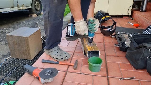 Repair. Мерседес Спринтер. Сварка, ремонт ланжерона. Востановление крепления амортизатора. смотреть онлайн