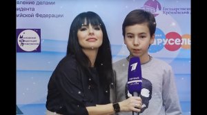 Юля Волкова с сыном поздравляют телеканал «Карусель» с Новым годом