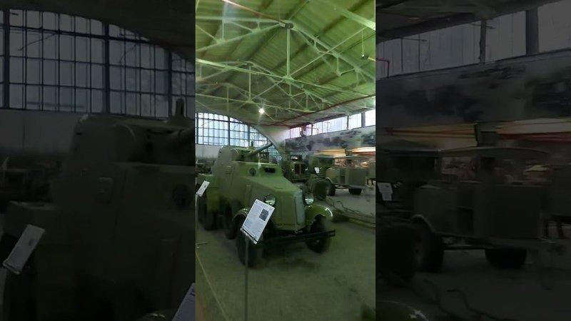второй зал музея Моторы войны