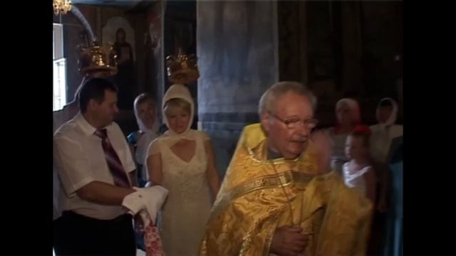 ОБРУЧАЛЬНЫЕ КОЛЬЦА, ВЕНЧАНИЕ, СЧАСТЬЕ РЯДОМ смотреть онлайн