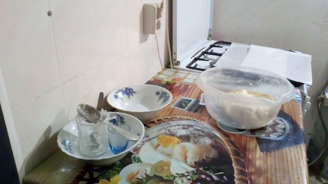 Английское печение Выпечка семьи Кирпичевых. 18 + смотреть онлайн