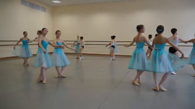 МГАХ. "Шакон".  2 класс (2015). Профессионально. Историко-бытовой танец.