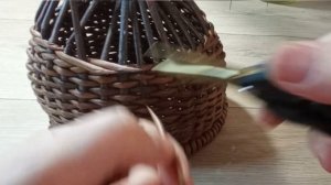 МК. Корзинка мини из газетных трубочек. Плетение из газет.