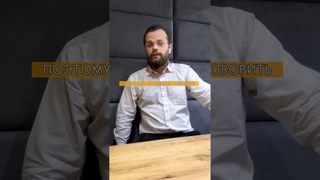 Русский язык.  Кто крайний или кто последний?