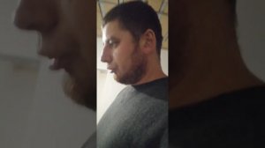 залили стяжку полов и подключили отопление тёплого пола включили уже