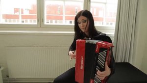 Netta Skog Roland FR-4X Performance