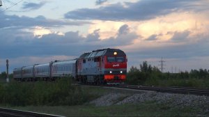 Тепловоз ТЭП70БС-261 с поездом "Калина красная"