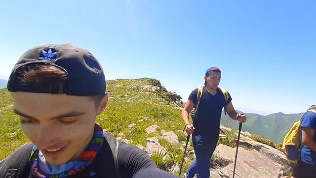 Выкатили в однодневный поход в Текели, Алматинская область. Hiking in Tekeli, Kazakhstan