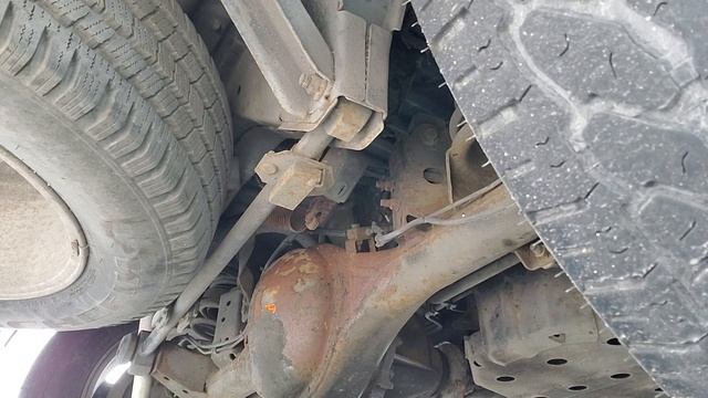 2001 Infiniti QX4 Rear End Noise смотреть онлайн