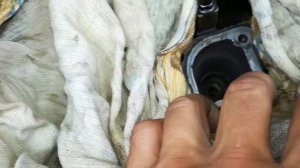 Ford Focus 2 сломалась свеча плюс экстрактор пробил поршень удаление