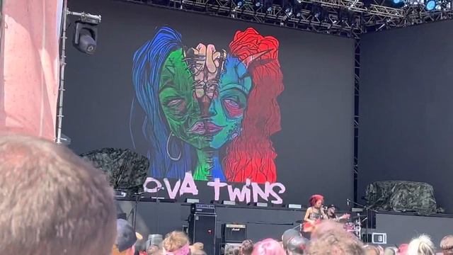 Nova Twins - live in Malta 2022 (Malta Festival Weekender) смотреть онлайн