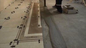Стяжка пола и укладка напольной  плитки