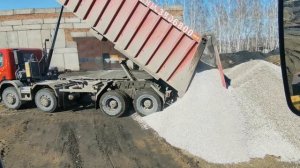 Scania самосвал выгрузка щебня 5-20