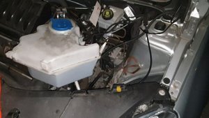 Mercedes B Class W245 left side Headlight Headlamp Removal and bulb replacement Lampenwechsel