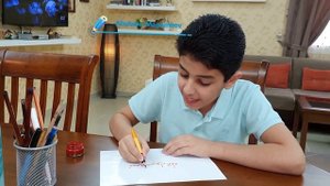 Мальчик ( Али Мухаммад Идрис ) очень красиво читает нашид « Ясад Фуади Куллама »