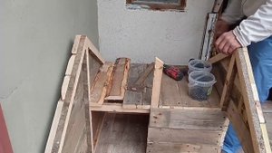 Собачья будка из поддонов "своими руками"