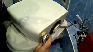 Собрать новую запорную арматуру бачка унитаза ЛЕГКО...Попробуйте разобрать!!!. И не разбить бачок!!!