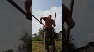 КАК ЗАКРУТИТЬ ВИНТОВЫЕ СВАИ ВРУЧНУЮ!