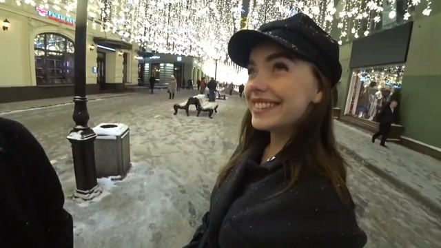 Знакомство с девушками.Толщина или длина что важнее.В чем смыслжизни.Красная площадь
