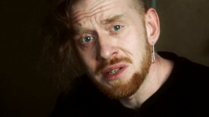 "Мне вчера было двадцать..." читает господин Литвинович