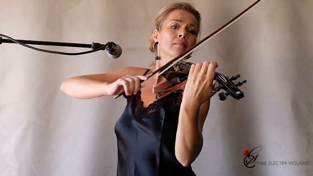 Marie Electra Violinist "Sing & Play" Lullaby of Birdland - Electric violin and vocal cover смотреть онлайн