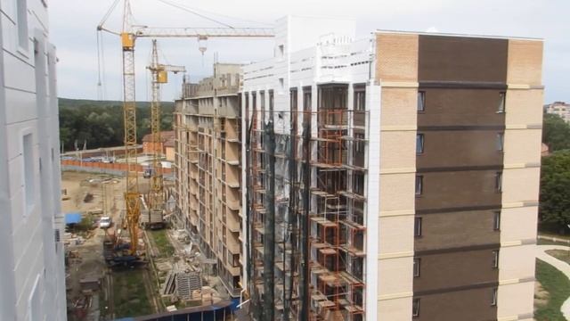 один из домов на Лебедином озере смотреть онлайн