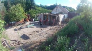 Снос глиняного дома и вывоз мусора. Как снести дом своими руками без техники.