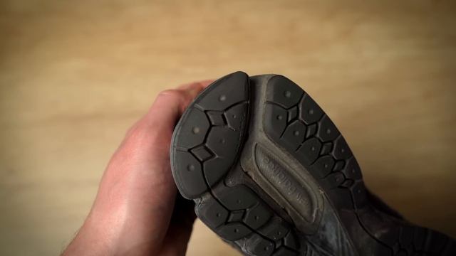 Один рік в New Balance 2002r. Ділюсь досвідом. смотреть онлайн